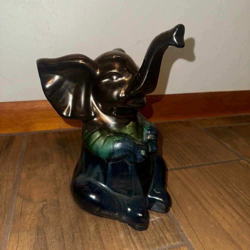APROPOS Home Collection Lucky Elephant 10" Ceramic Figurine bronze green metalic